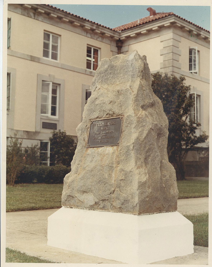 Calculator Monument 1981